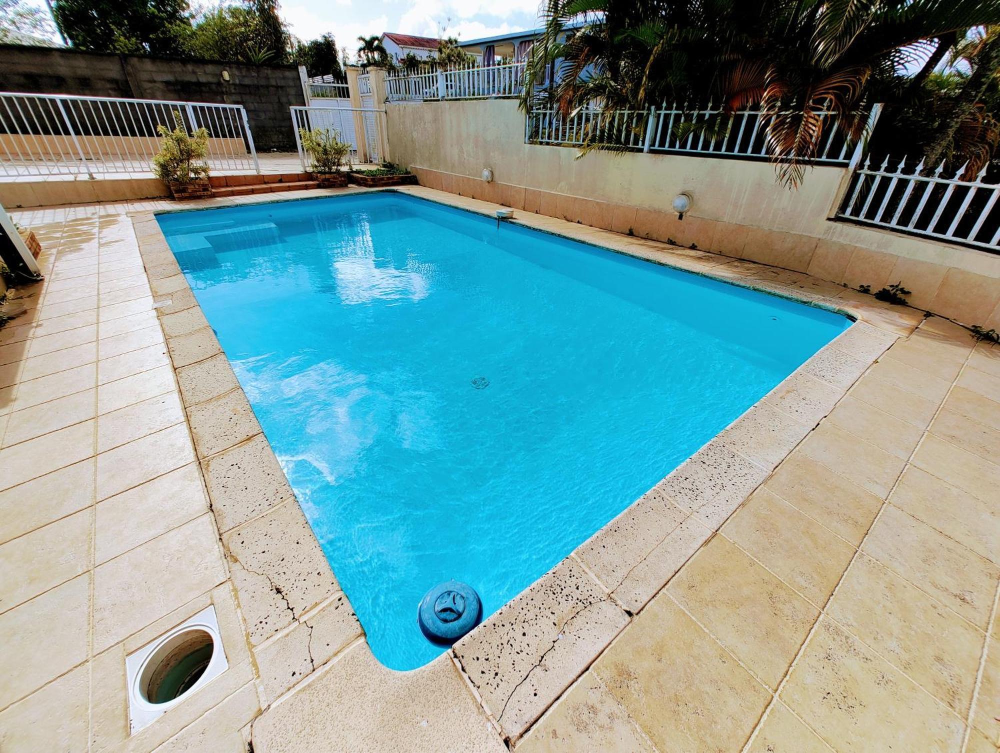 Le Nil Appartement Cosy Tout Confort Baie-Mahault Kültér fotó